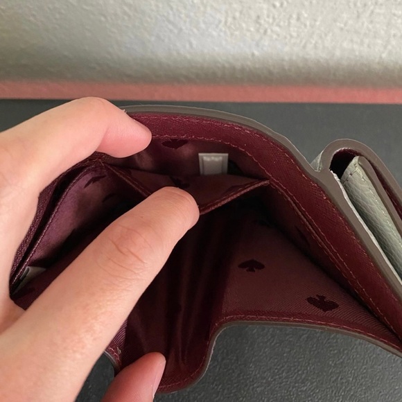 NWT Kate Spade Trifold Wallet - Picture 6 of 6